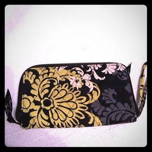 Vera Bradley Zip Around Wristlet Wallet Baroque